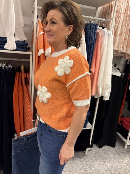 Bilde av STRIKKET TOPP