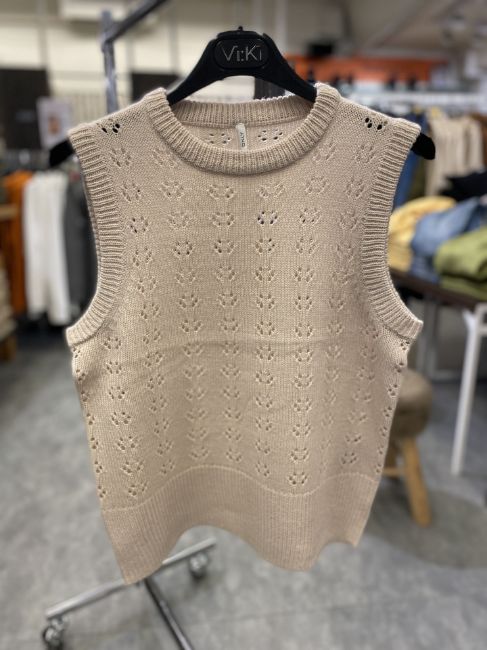 Bilde av ONLASTRALA STRIKKET VEST - BEIGE